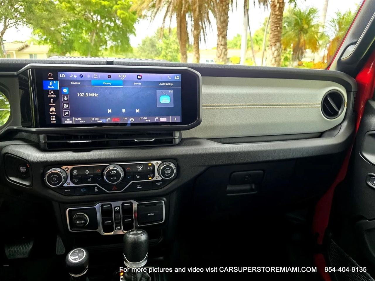 Jeep Wrangler 4xe  2024