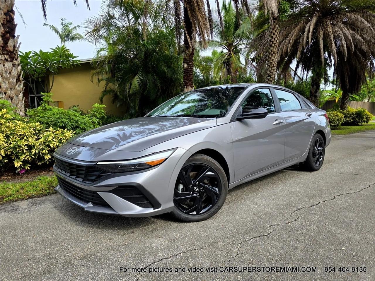 Hyundai Elantra  2026