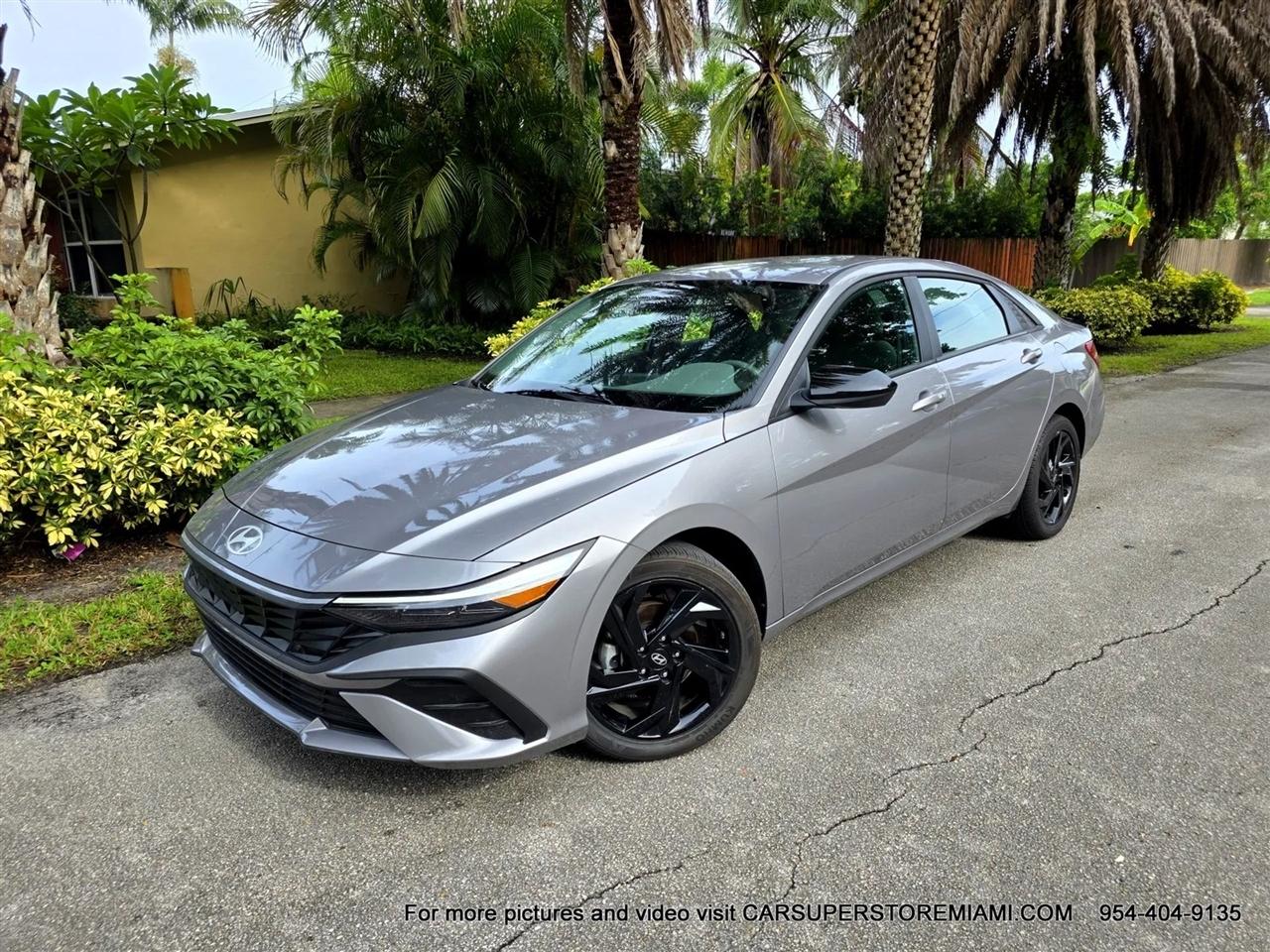 Hyundai Elantra  2026