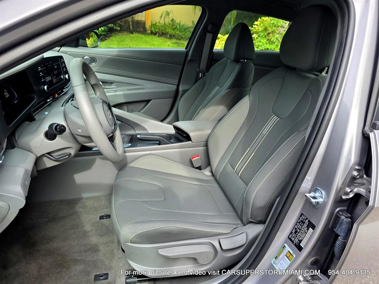 Hyundai Elantra  2026
