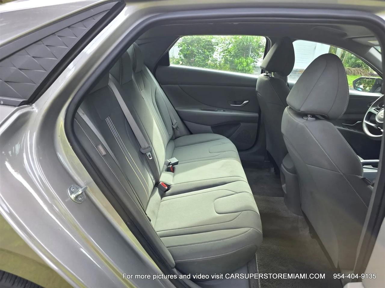 Hyundai Elantra  2026