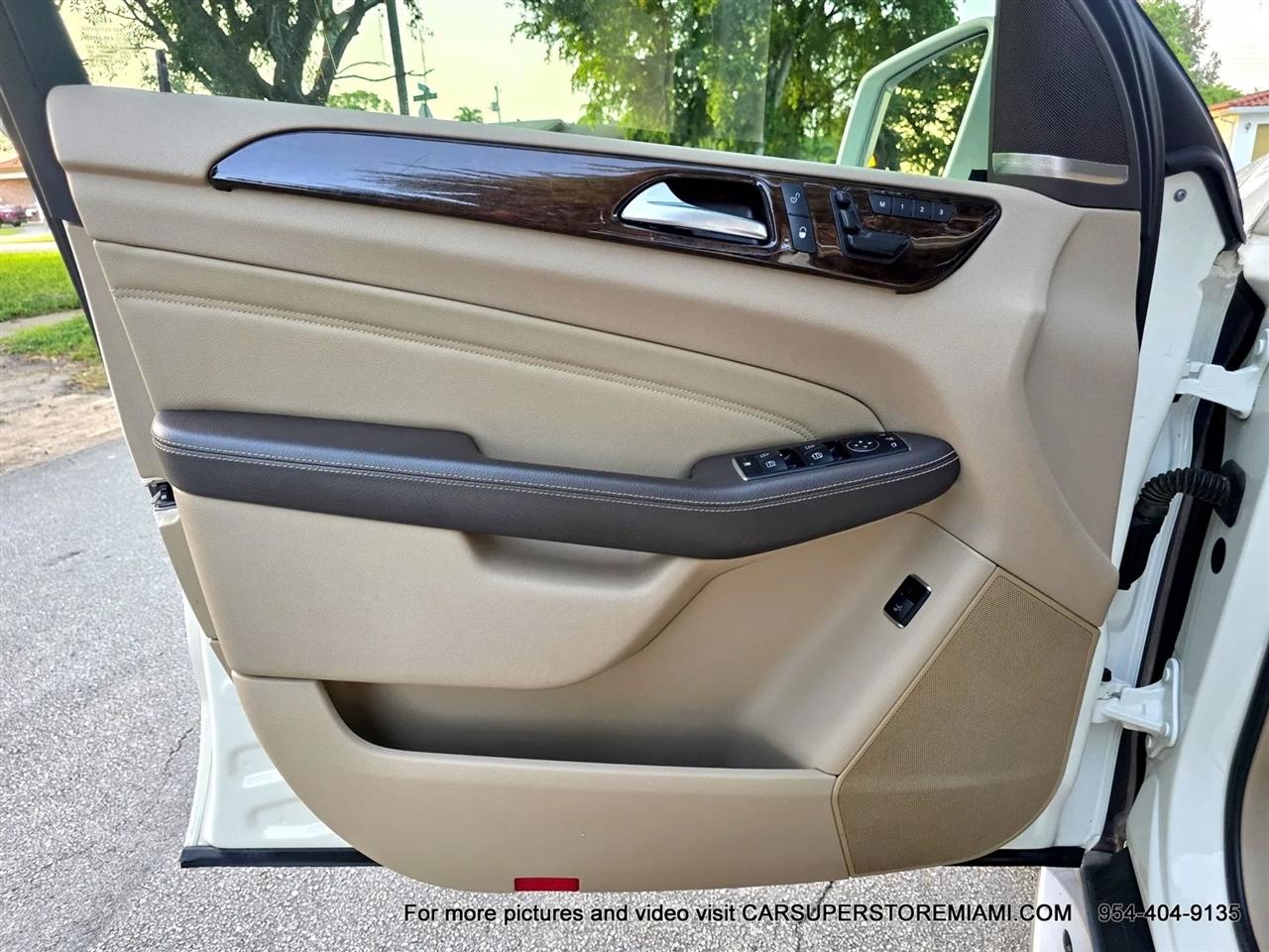 Mercedes-Benz M-Class  2012