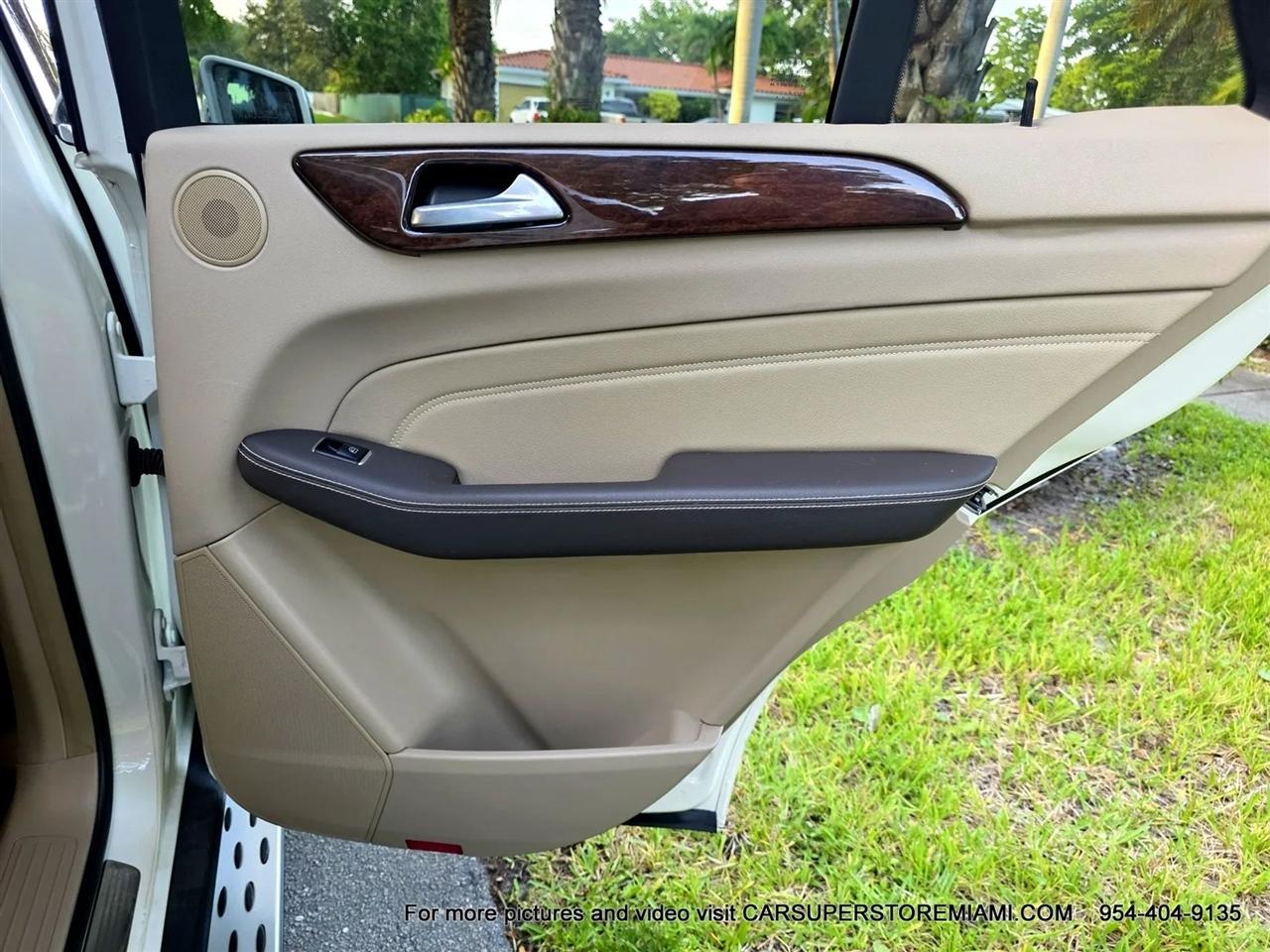 Mercedes-Benz M-Class  2012