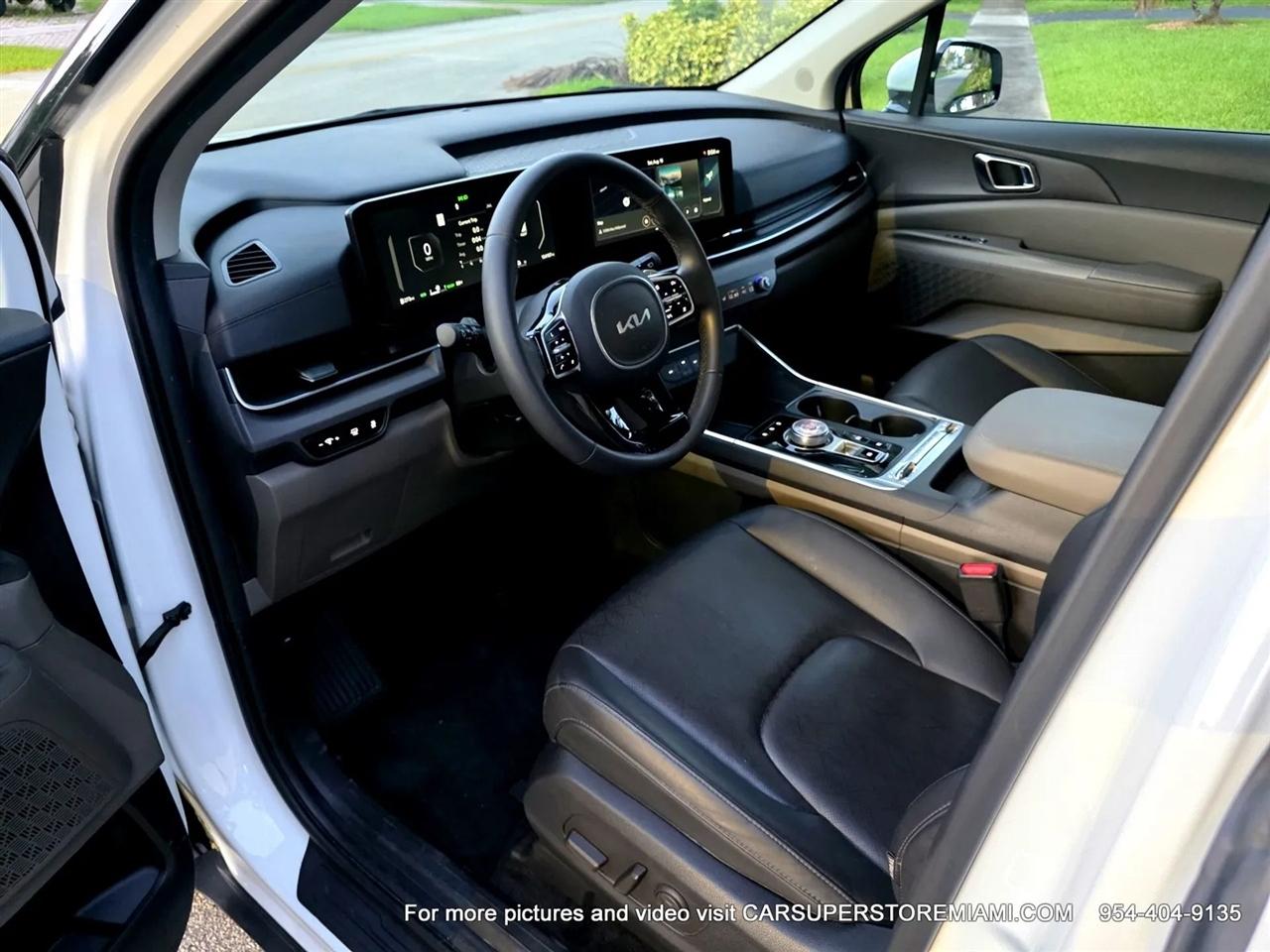 Kia Carnival Hybrid  2025