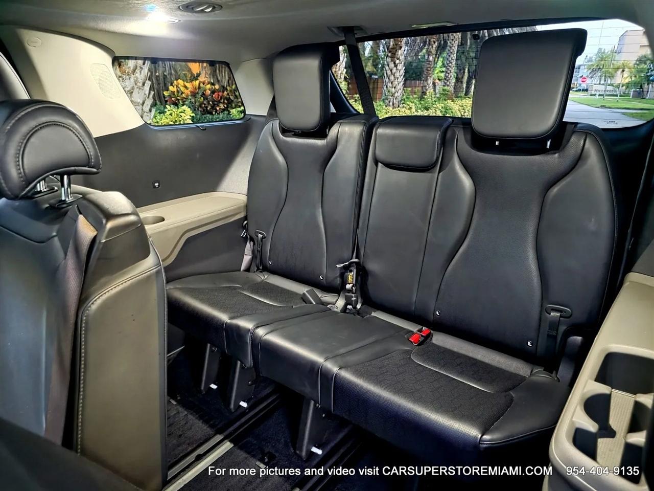 Kia Carnival Hybrid  2025