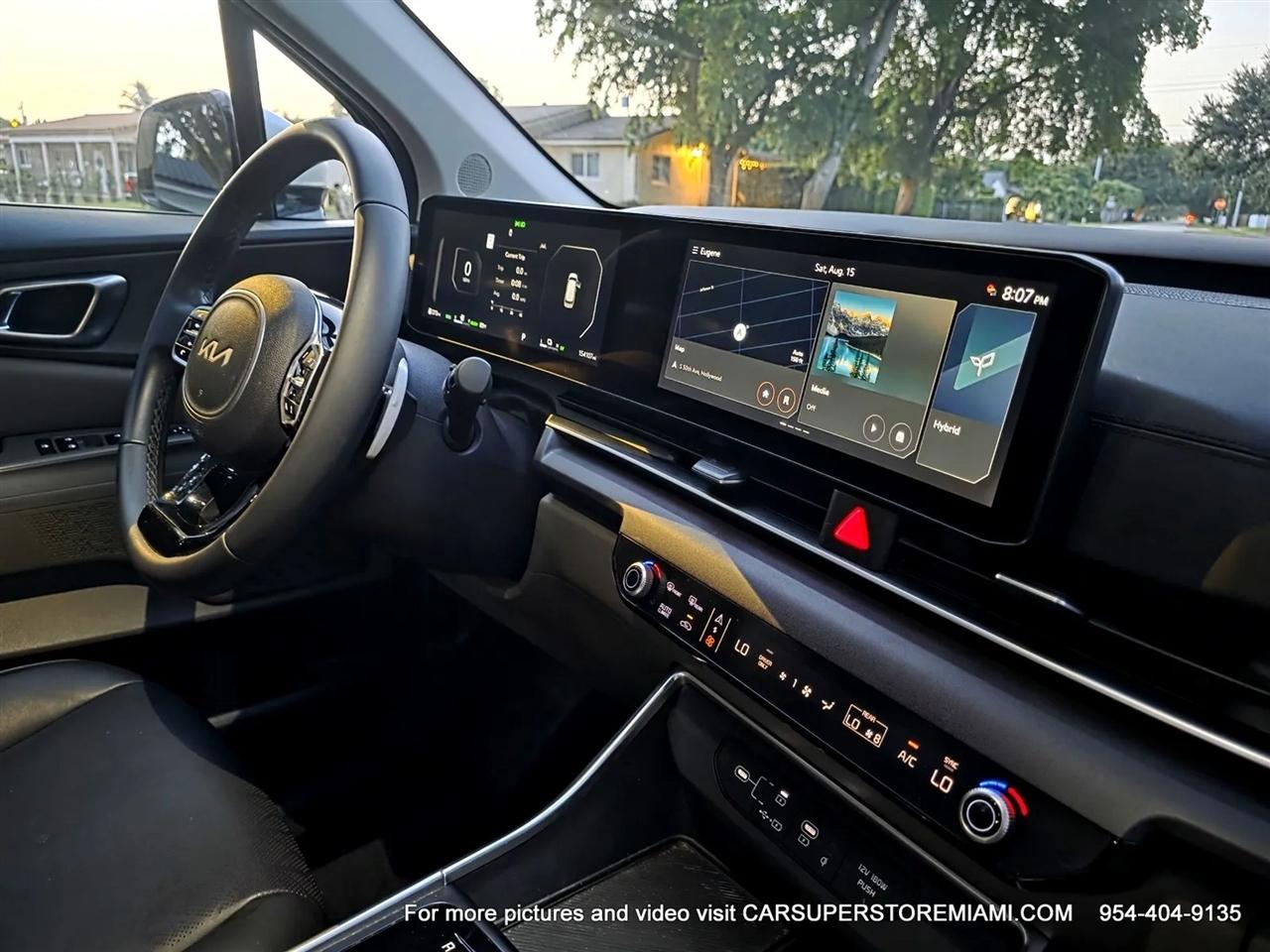 Kia Carnival Hybrid  2025
