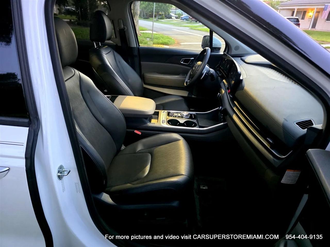 Kia Carnival Hybrid  2025