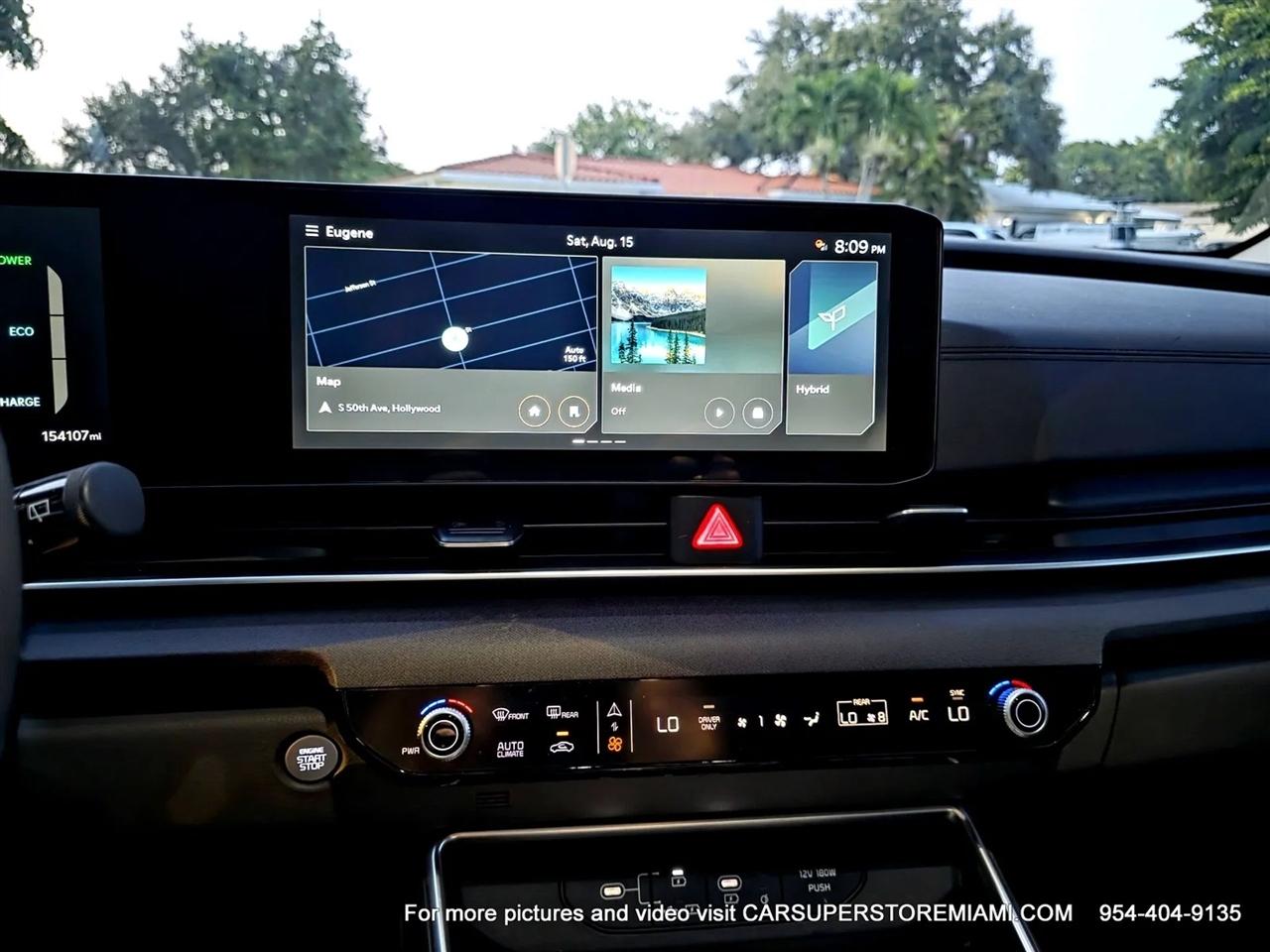 Kia Carnival Hybrid  2025