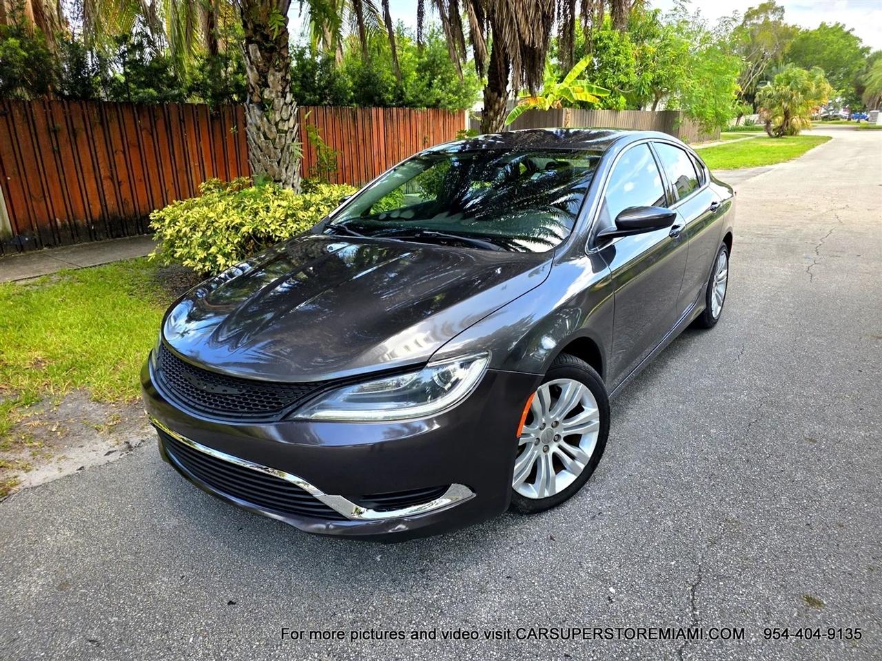 Chrysler 200  2015