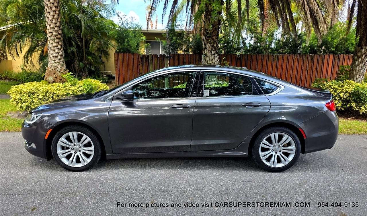 Chrysler 200  2015
