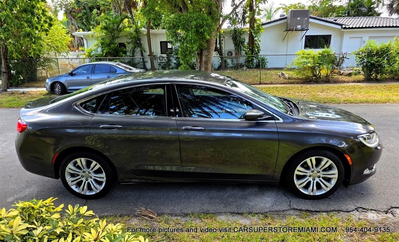 Chrysler 200  2015