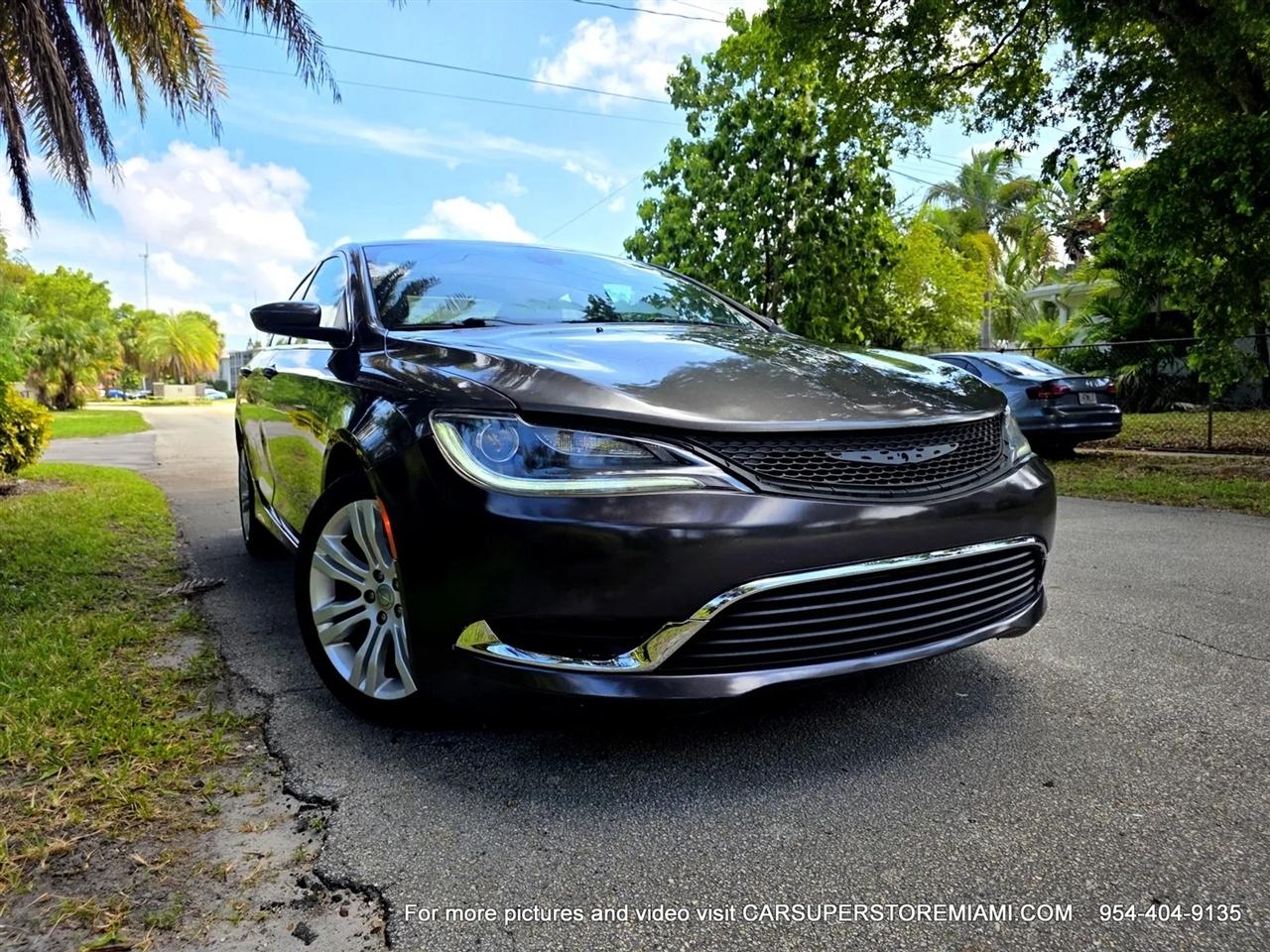 Chrysler 200  2015