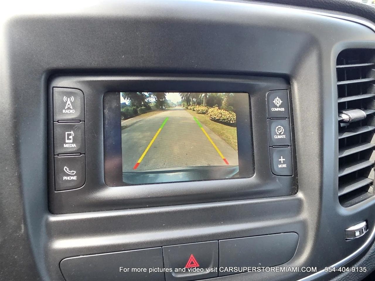 Chrysler 200  2015