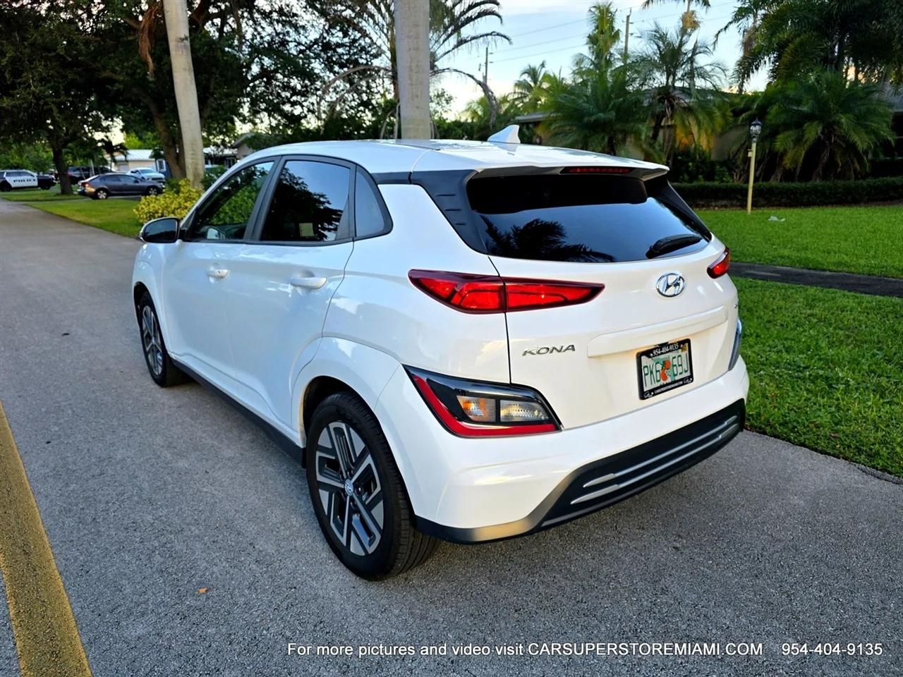 Hyundai Kona EV  2023