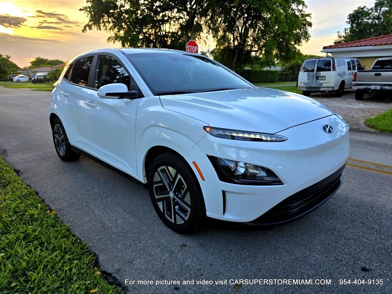 Hyundai Kona EV  2023