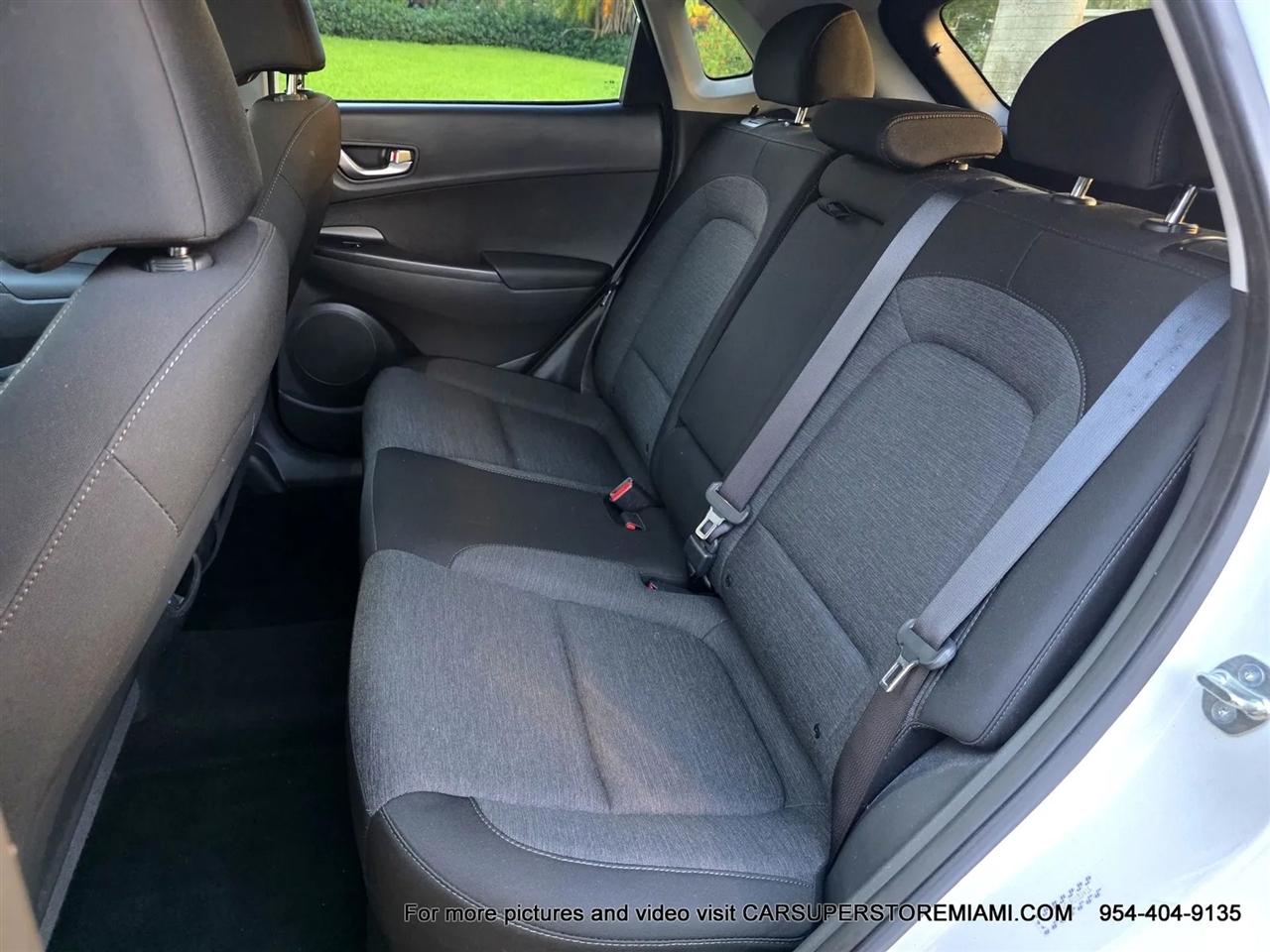 Hyundai Kona EV  2023