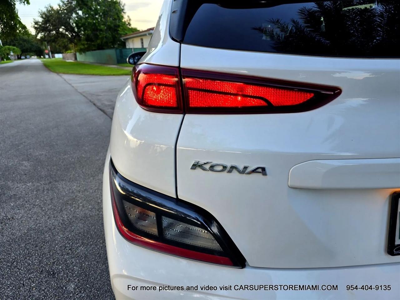Hyundai Kona EV  2023
