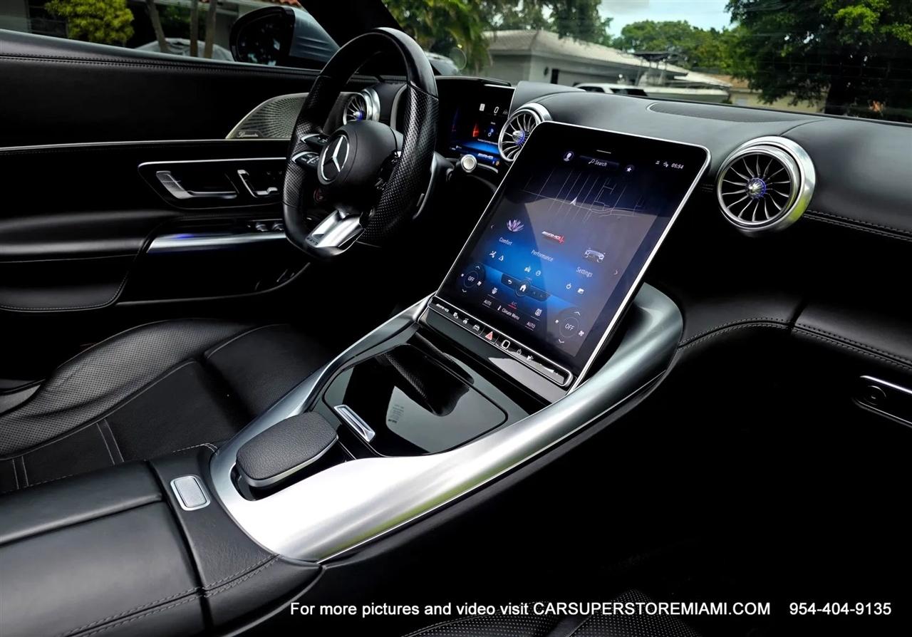 Mercedes-Benz SL-Class  2022
