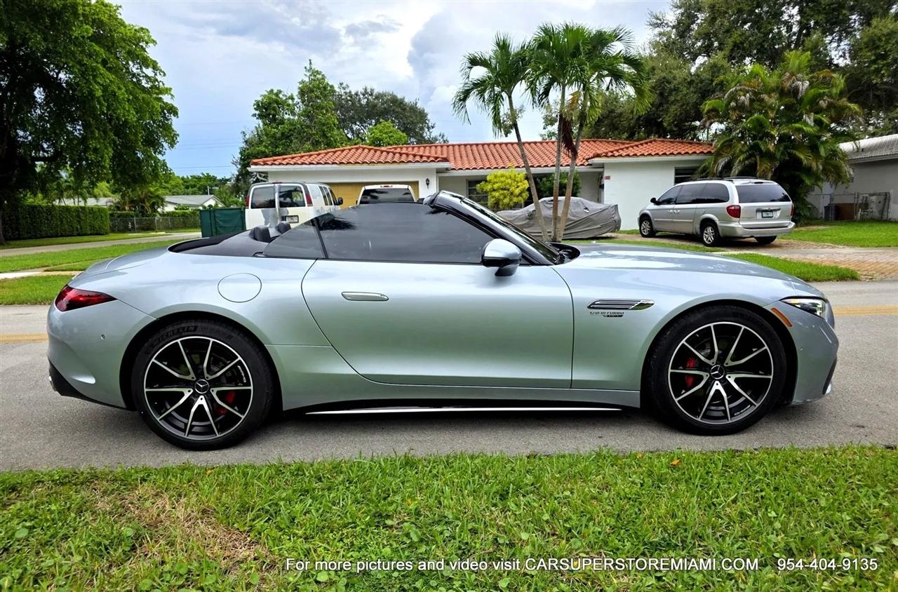 Mercedes-Benz SL-Class  2022