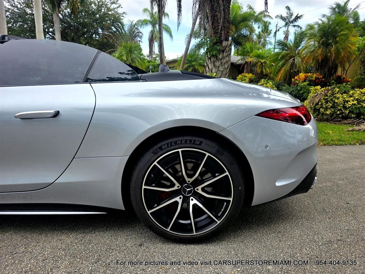 Mercedes-Benz SL-Class  2022