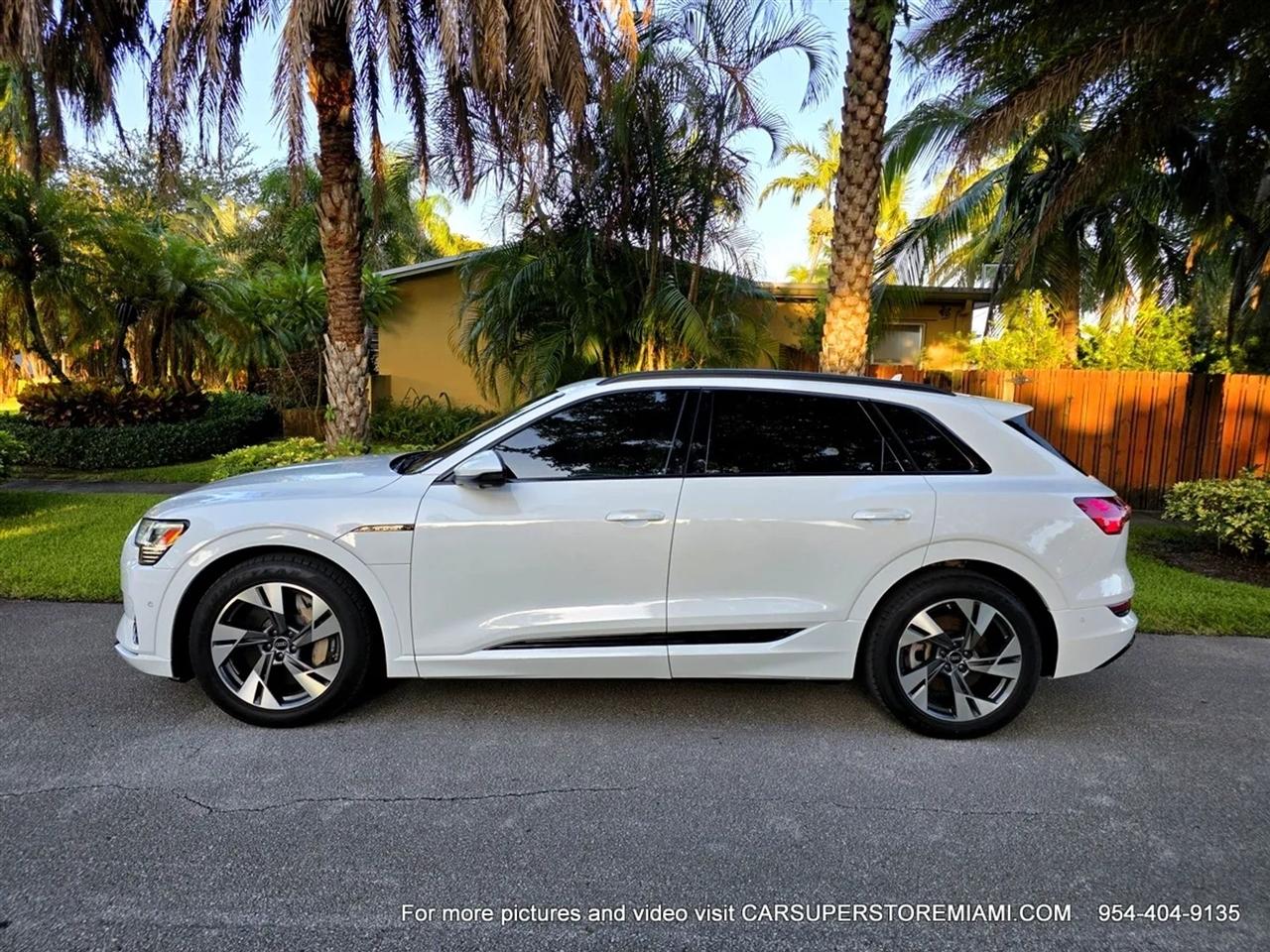 Audi E-Tron  2022