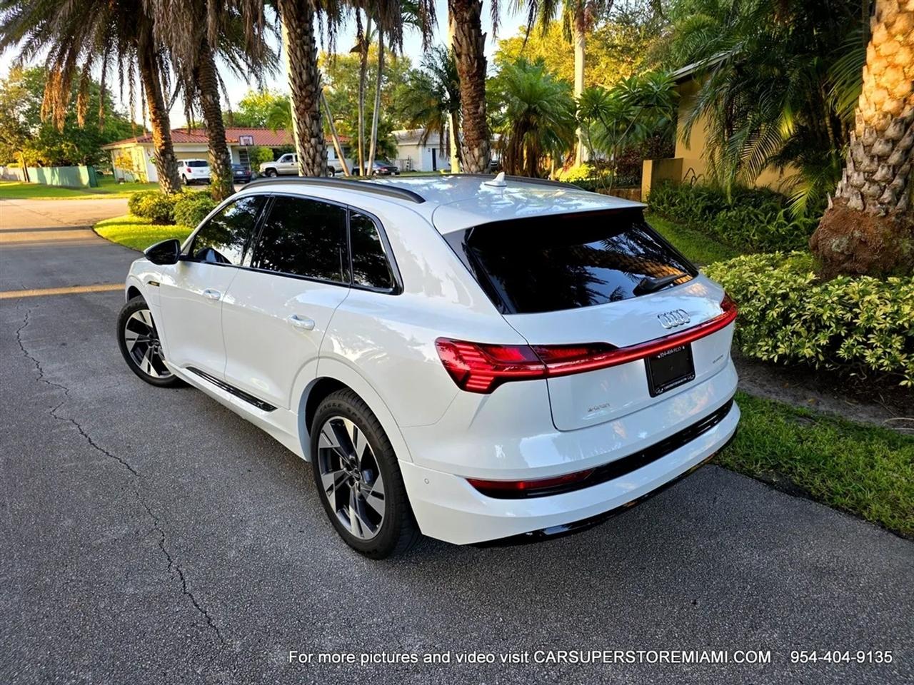 Audi E-Tron  2022