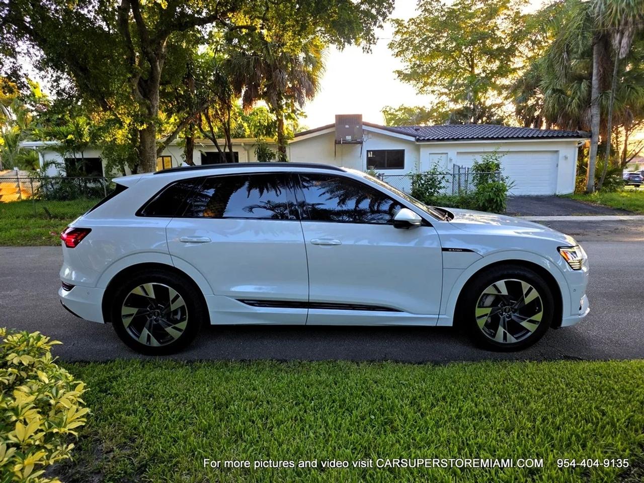Audi E-Tron  2022