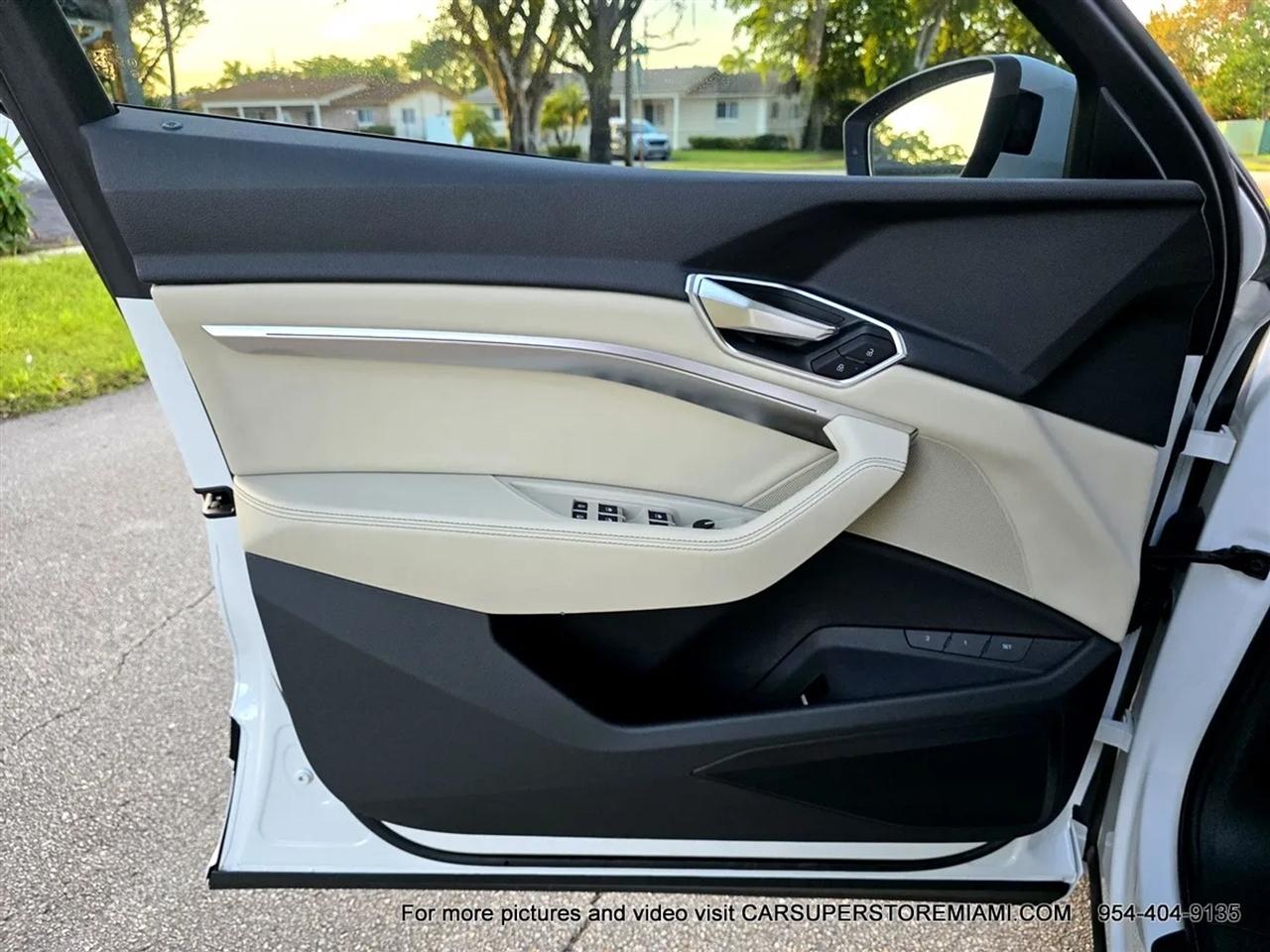Audi E-Tron  2022