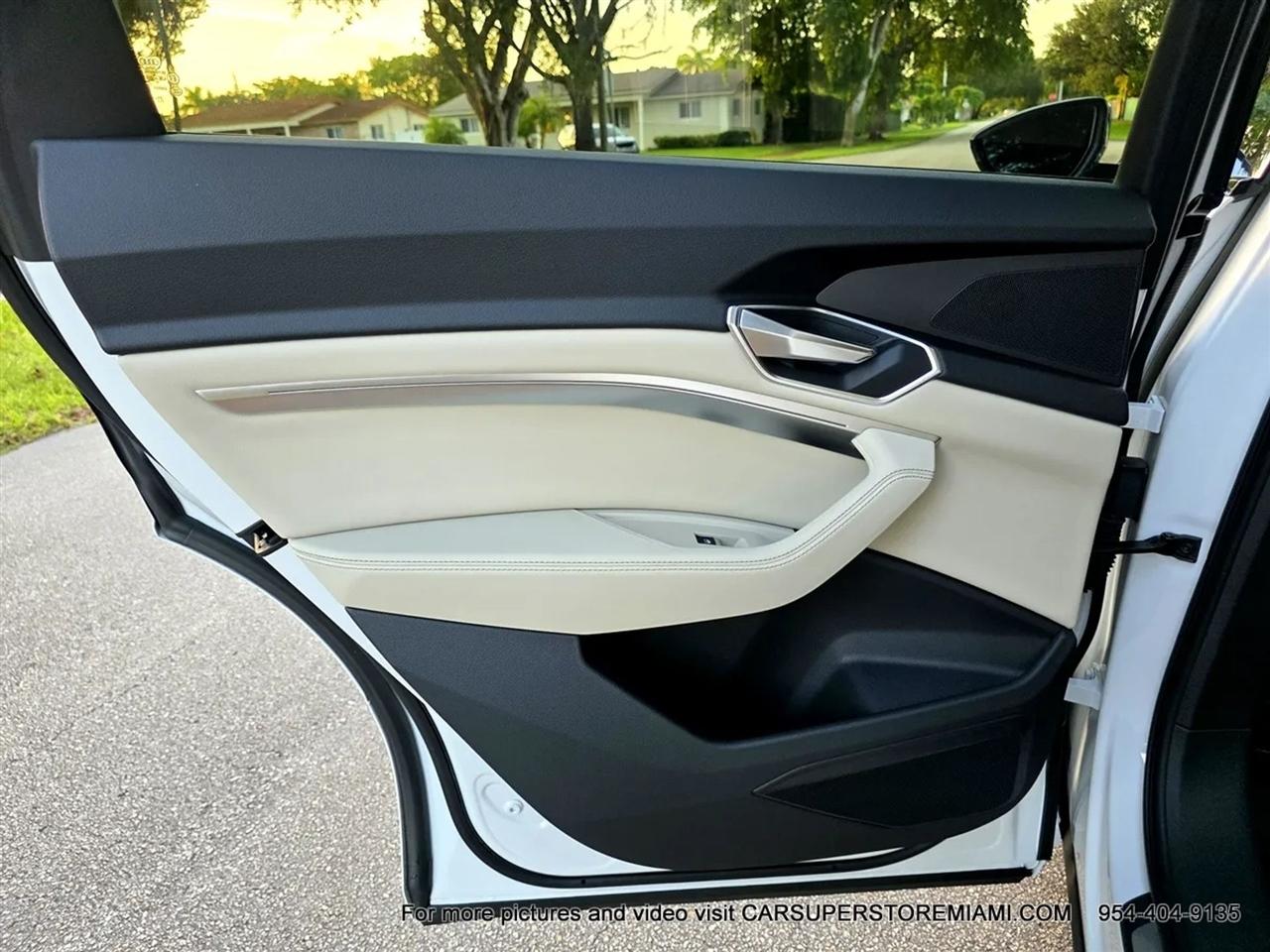 Audi E-Tron  2022