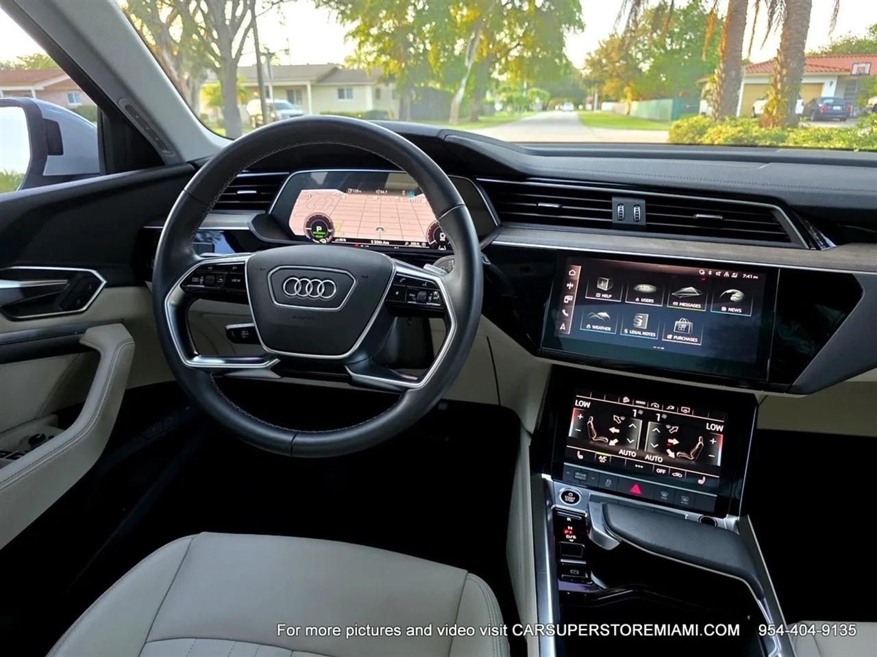 Audi E-Tron  2022