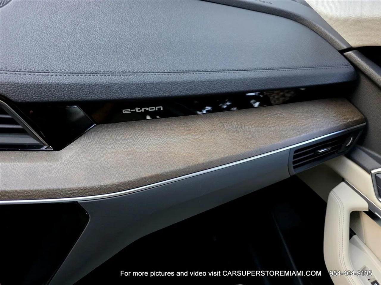 Audi E-Tron  2022