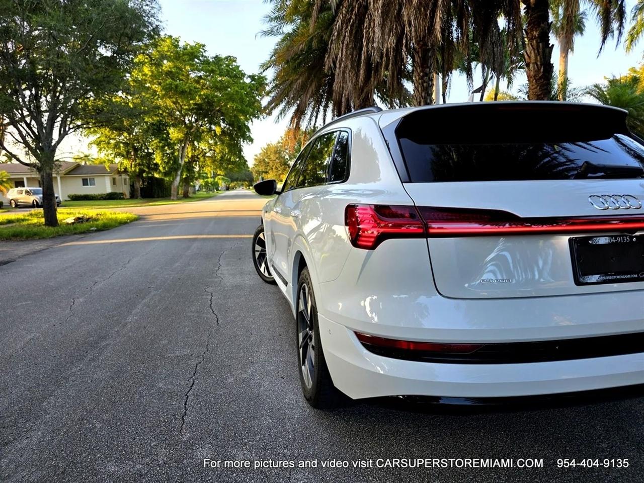Audi E-Tron  2022