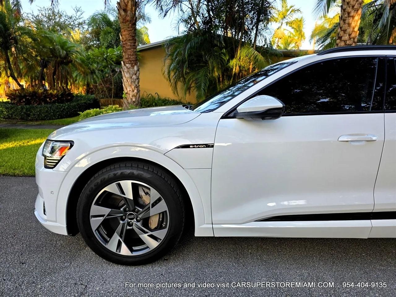 Audi E-Tron  2022