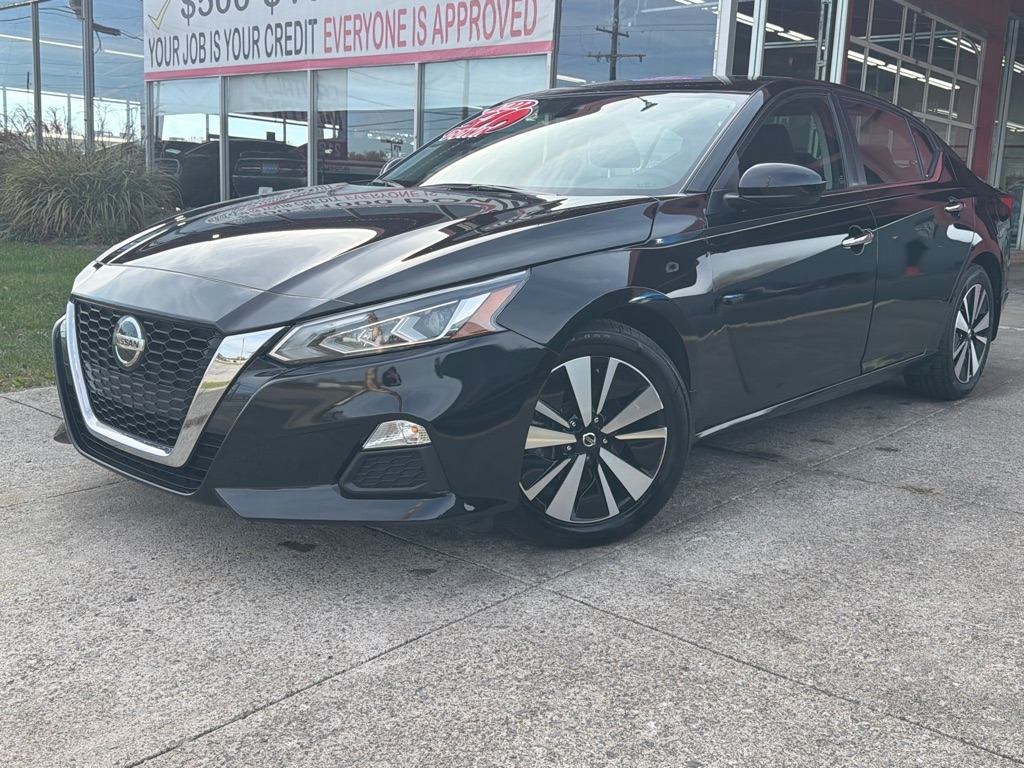 2022 Nissan Altima SV