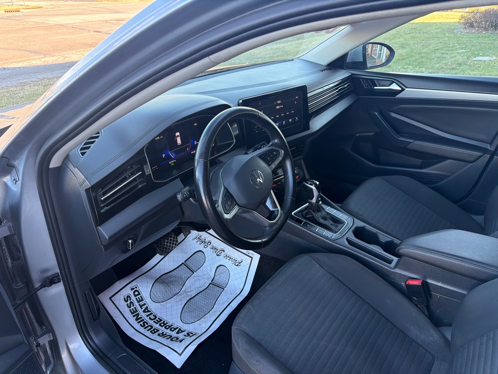 Volkswagen Jetta  2025