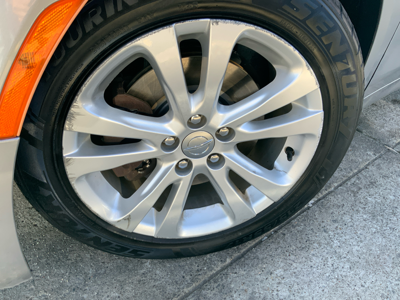 Chrysler 200  2016 Chrysler 200  2016