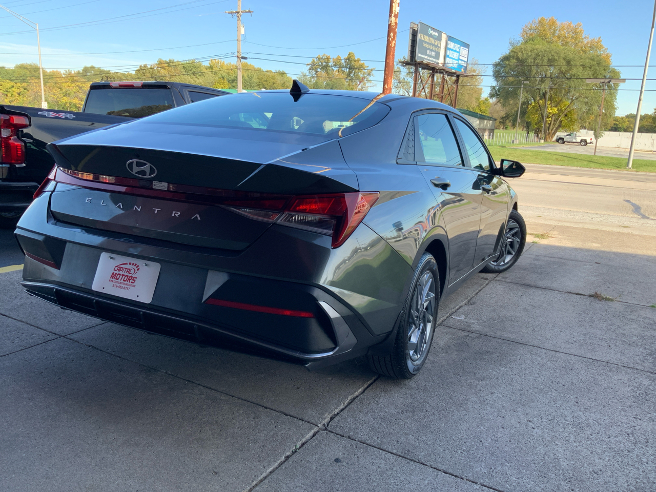 Hyundai Elantra  2024 Hyundai Elantra  2024