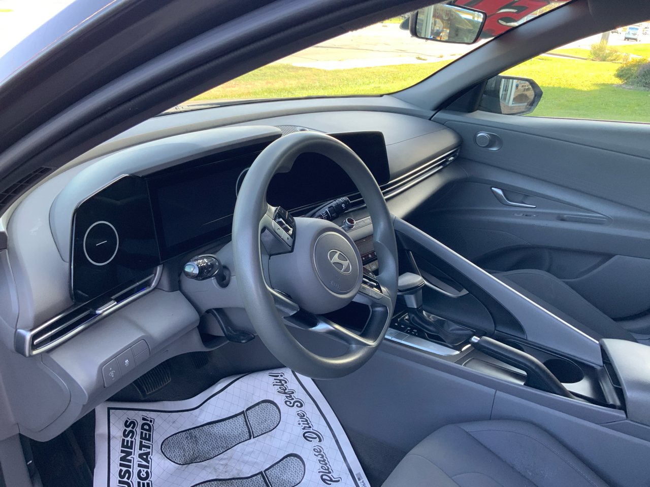 Hyundai Elantra  2024 Hyundai Elantra  2024