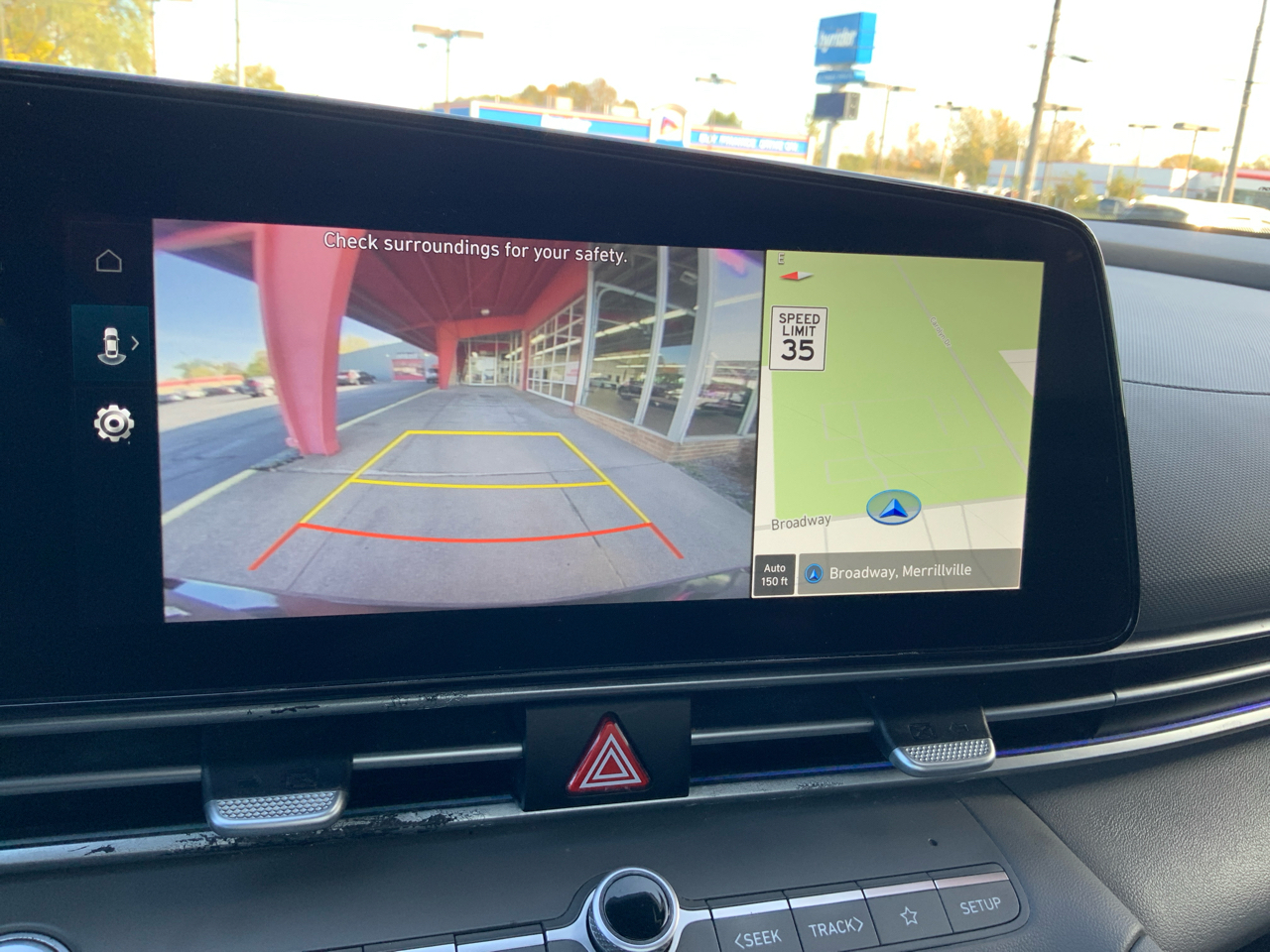 Hyundai Elantra  2024 Hyundai Elantra  2024