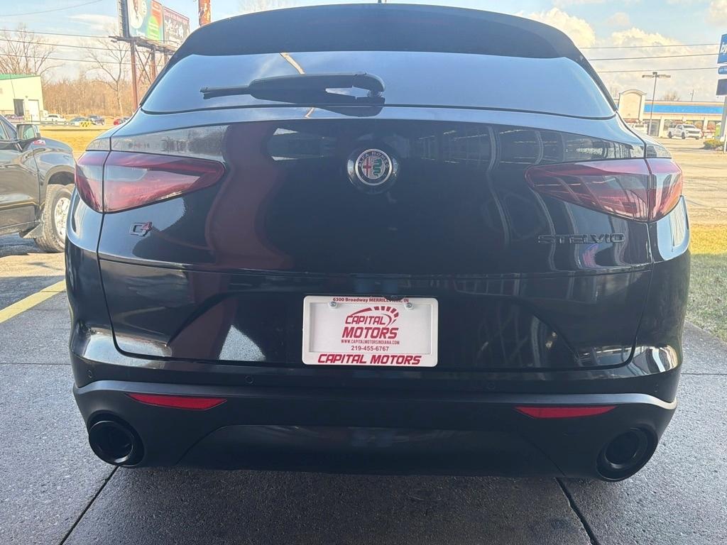 Alfa Romeo Stelvio  2020