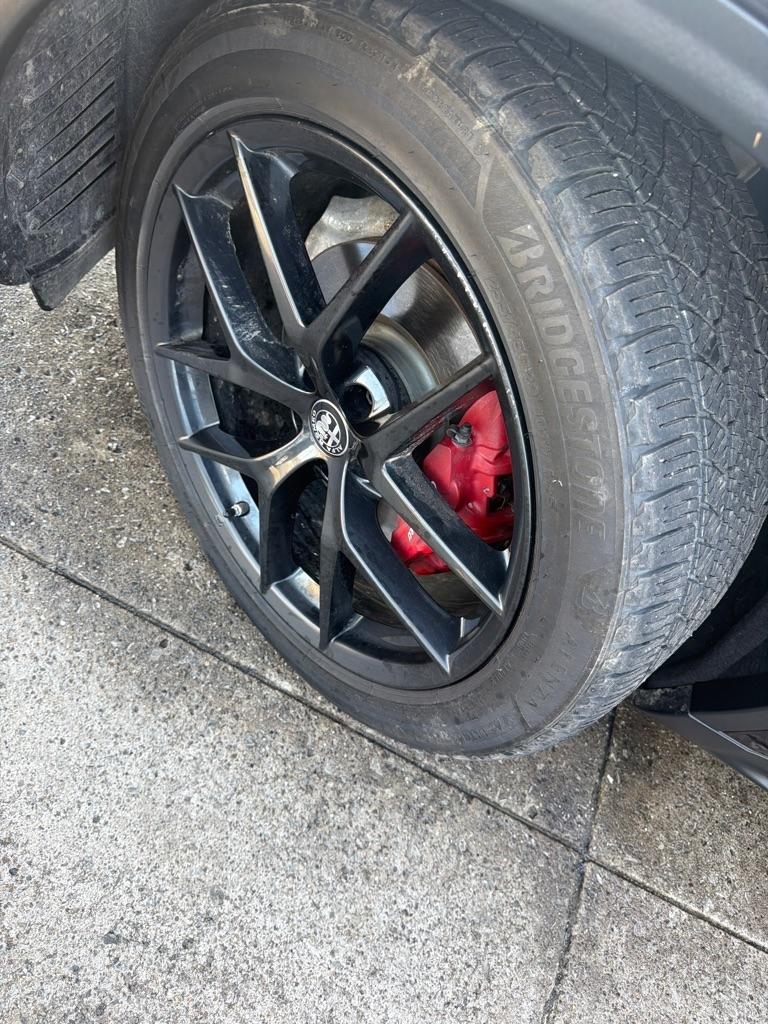 Alfa Romeo Stelvio  2020