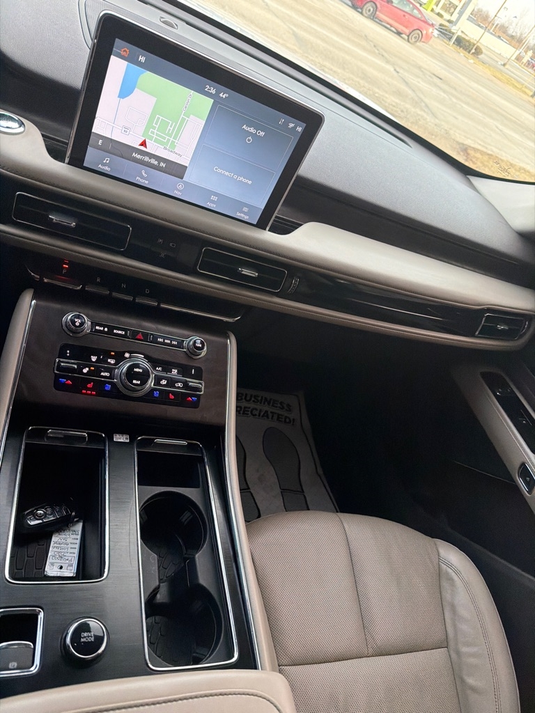 Lincoln Aviator  2020