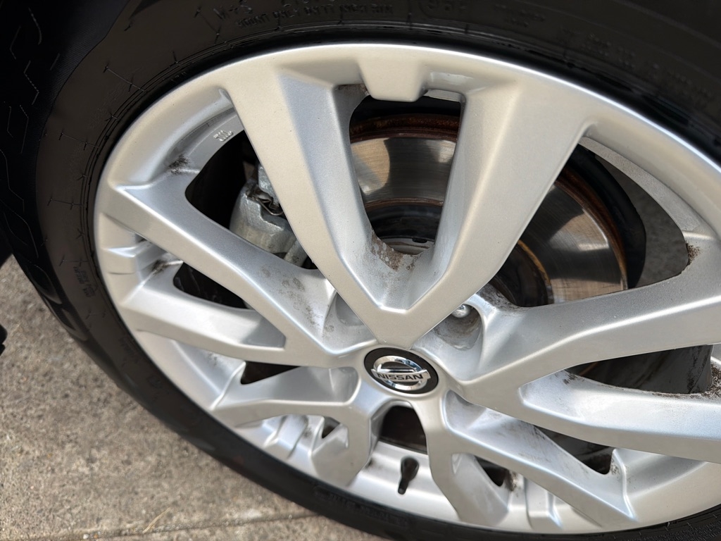 Nissan Rogue Sport  2021