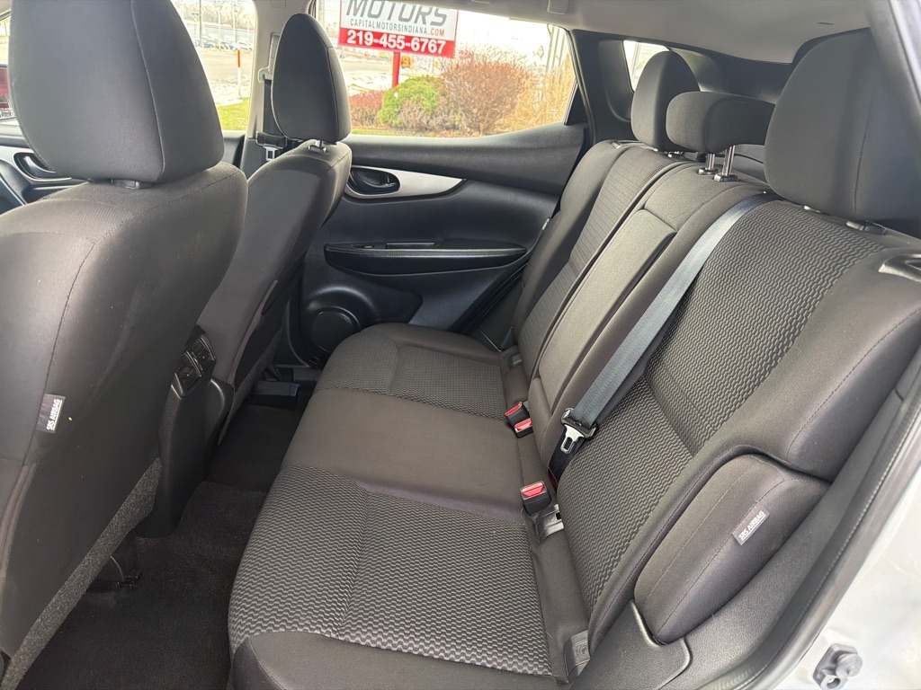 Nissan Rogue Sport  2021