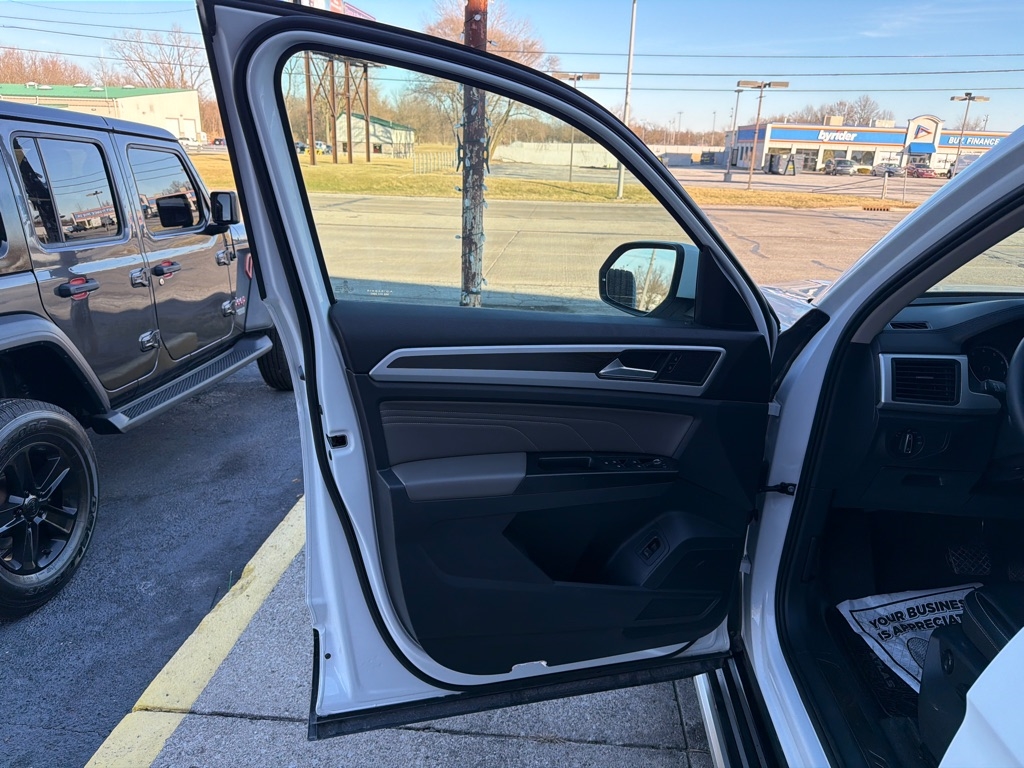 Volkswagen Atlas  2021