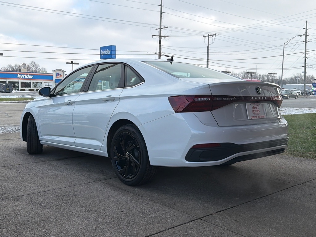 Volkswagen Jetta  2025