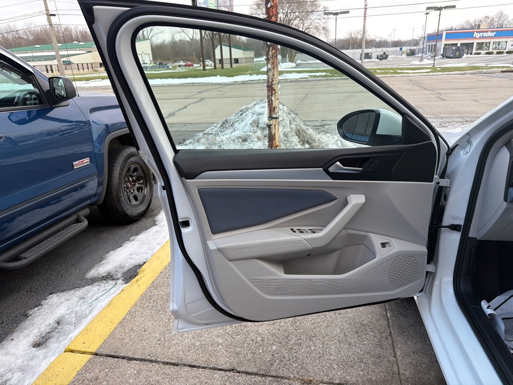 Volkswagen Jetta  2025