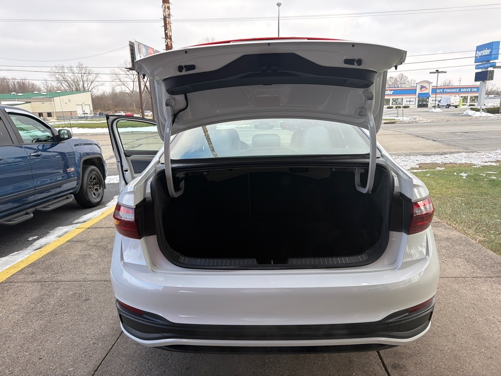 Volkswagen Jetta  2025