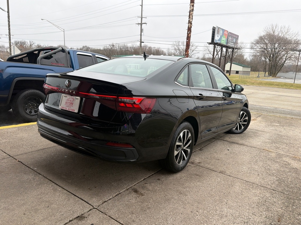 Volkswagen Jetta  2025