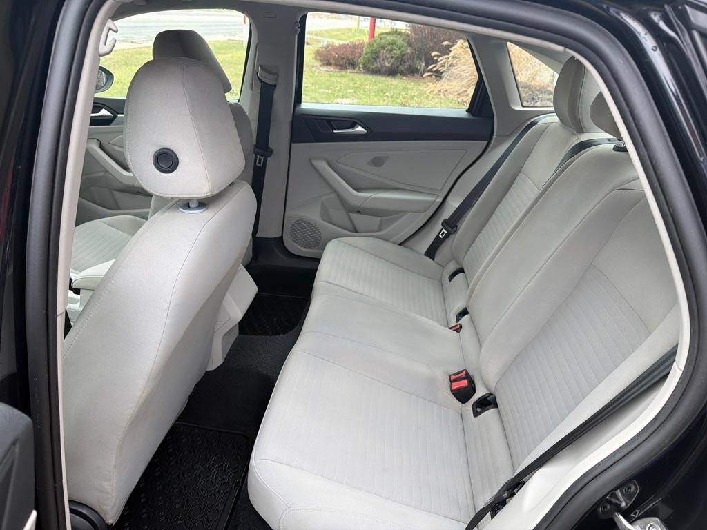 Volkswagen Jetta  2025